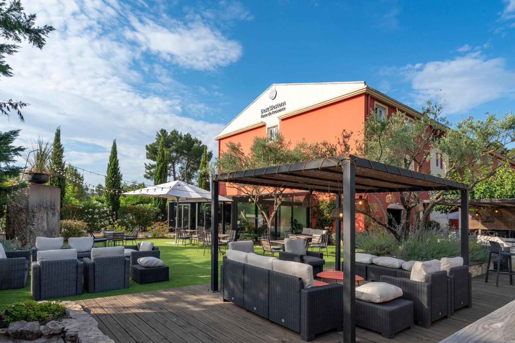 Best Western Terre De Provence Le Cannet-des-Maures Exterior foto
