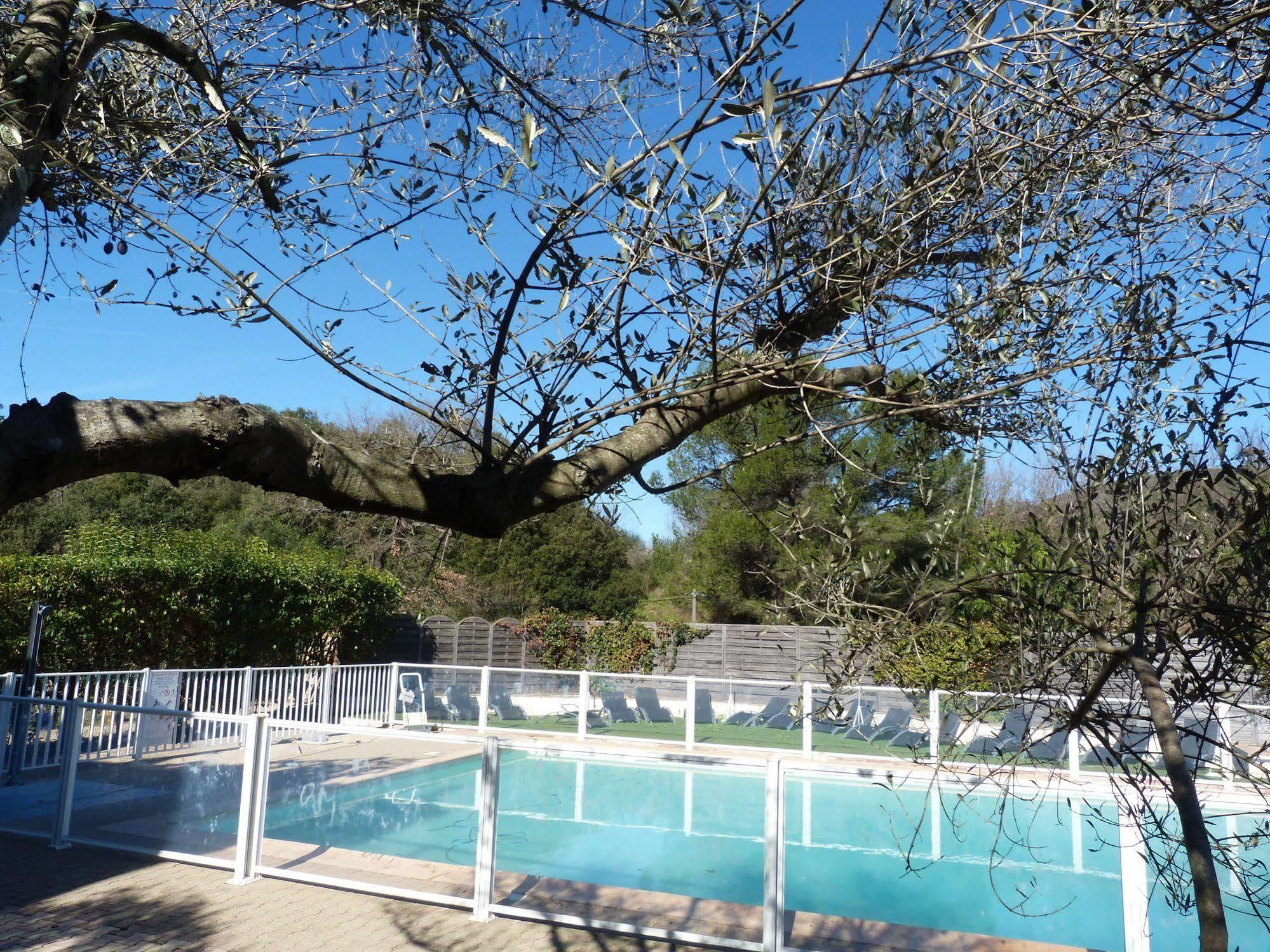 Best Western Terre De Provence Le Cannet-des-Maures Exterior foto
